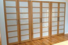 Oak-bedroom-closet-door