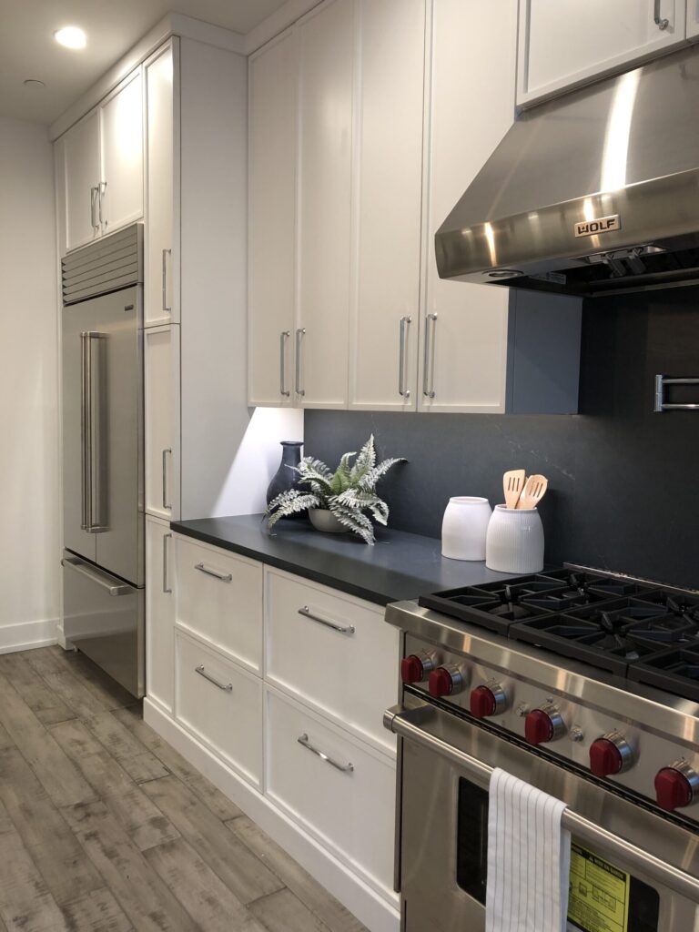 custom white shaker kitchen cabinets